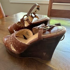Frye 8.5 wedge sandals